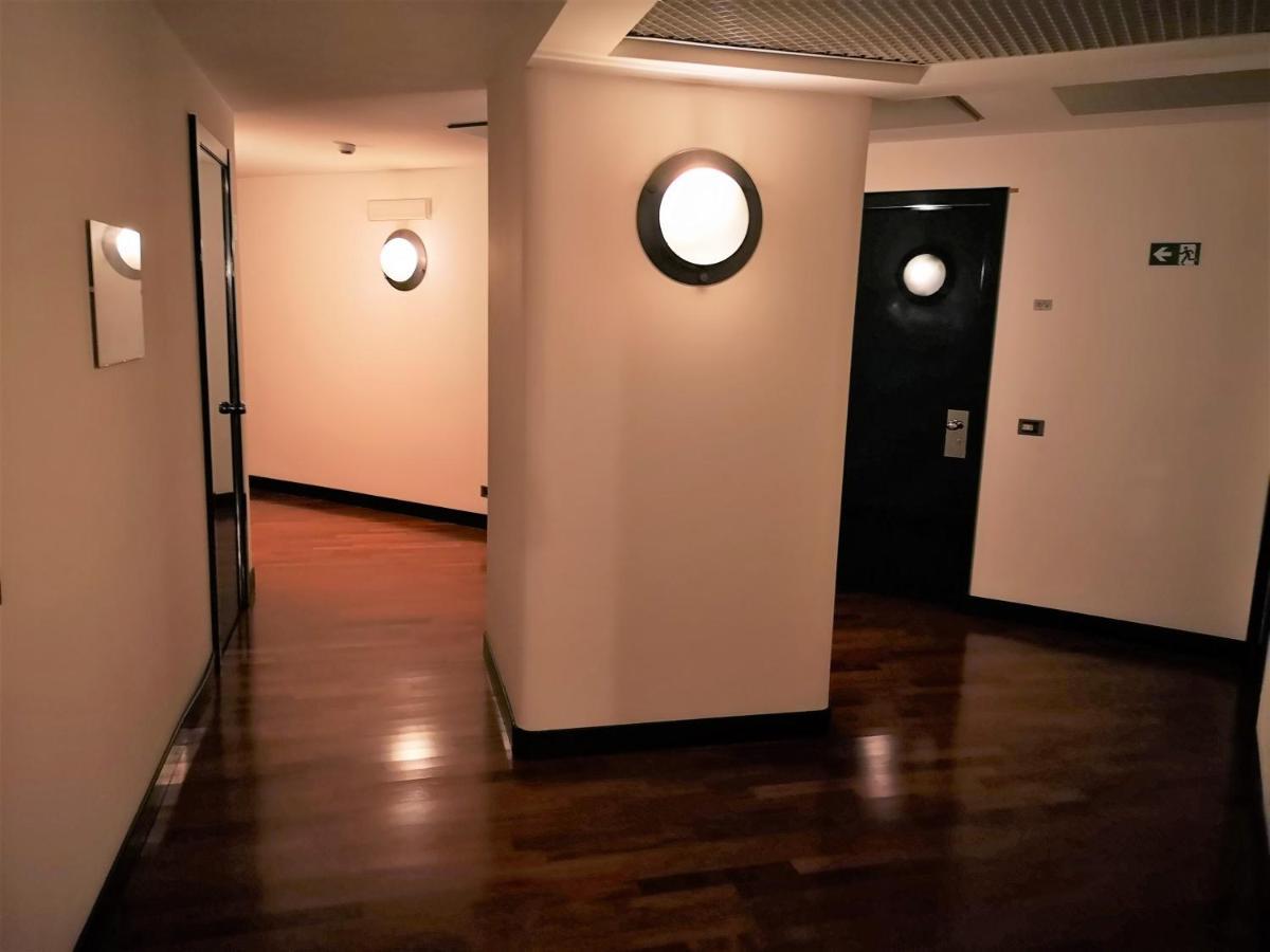 Suite Lambruschini Central With Top City View - Free Covered Parking Genua Exteriör bild