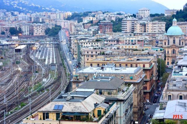 Suite Lambruschini Central With Top City View - Free Covered Parking Genua Exteriör bild