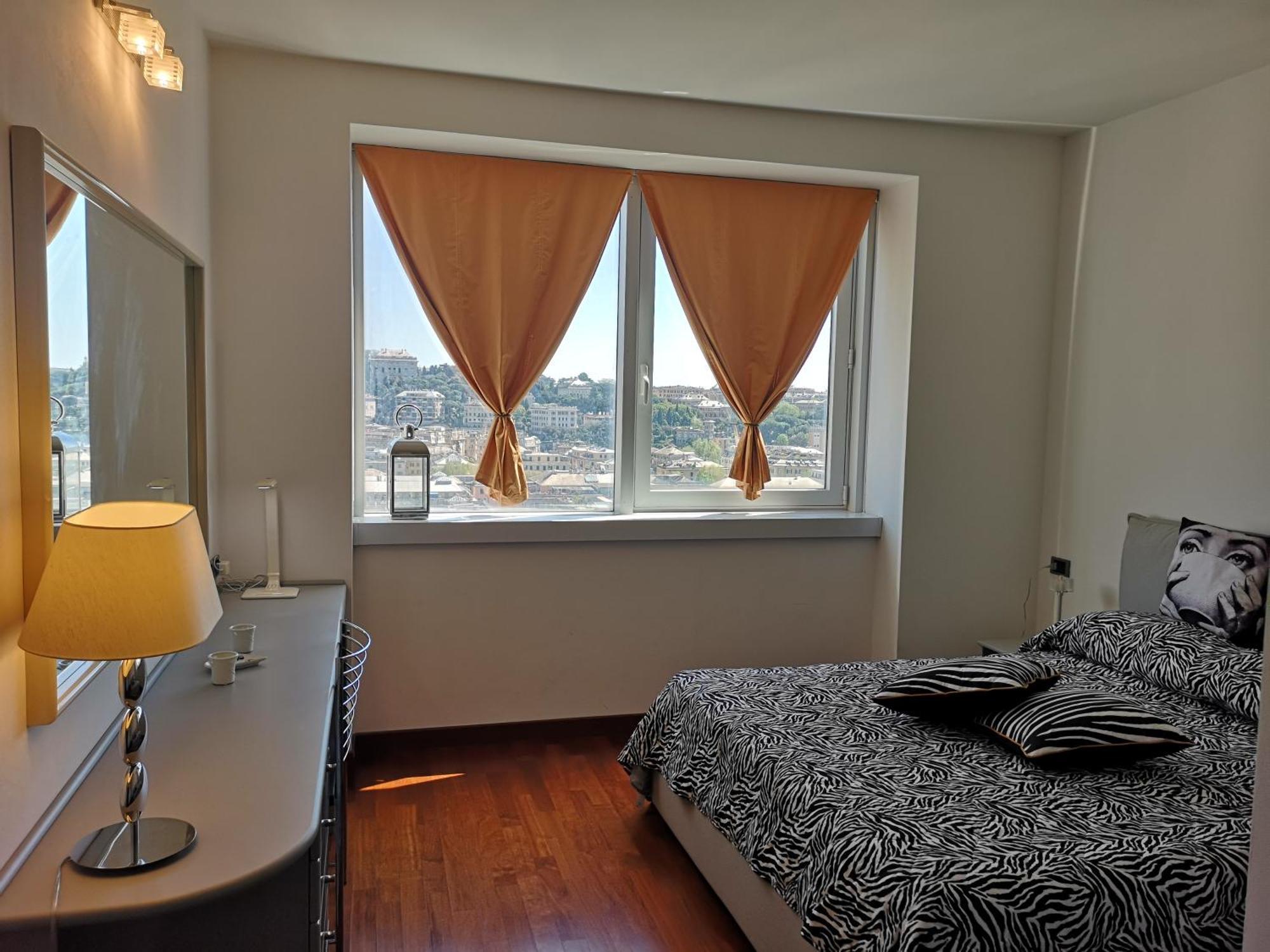 Suite Lambruschini Central With Top City View - Free Covered Parking Genua Exteriör bild